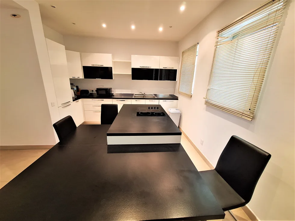 1 bed Apartment For Rent in Sliema, Sliema - thumb 4