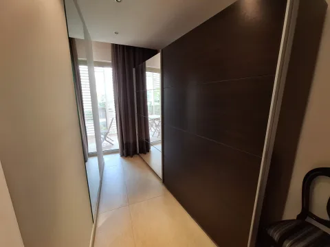 1 bed Apartment For Rent in Sliema, Sliema - thumb 7