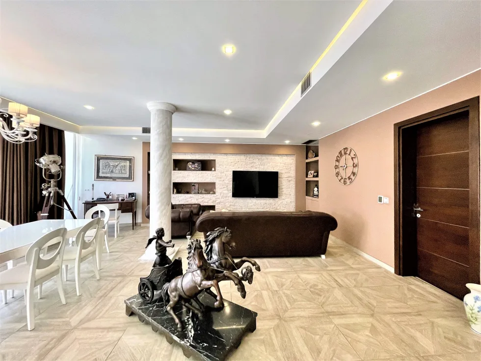 3 bed Apartment For Sale in St Julian's, St Julian's - thumb 1