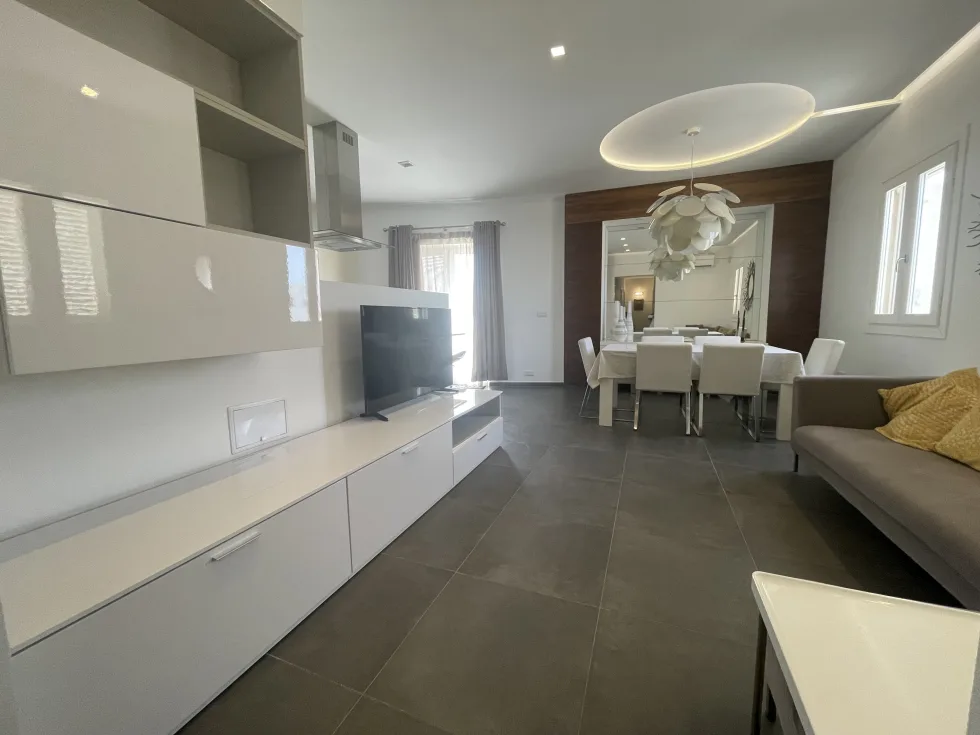 3 bed Apartment For Rent in Sliema, Sliema - thumb 2