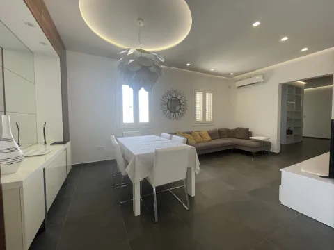 3 bed Apartment For Rent in Sliema, Sliema - thumb 6