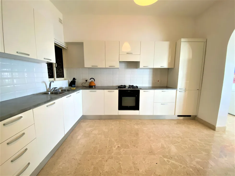 3 bed Apartment For Rent in Sliema, Sliema - thumb 6
