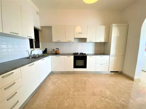 3 bed Apartment For Rent in Sliema, Sliema - thumb 6