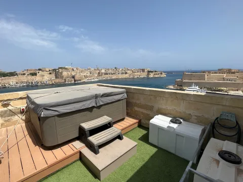 3 bed Town House For Rent in Senglea, Senglea - thumb 2
