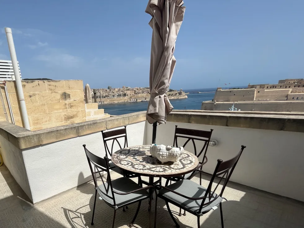 3 bed Town House For Rent in Senglea, Senglea - thumb 3