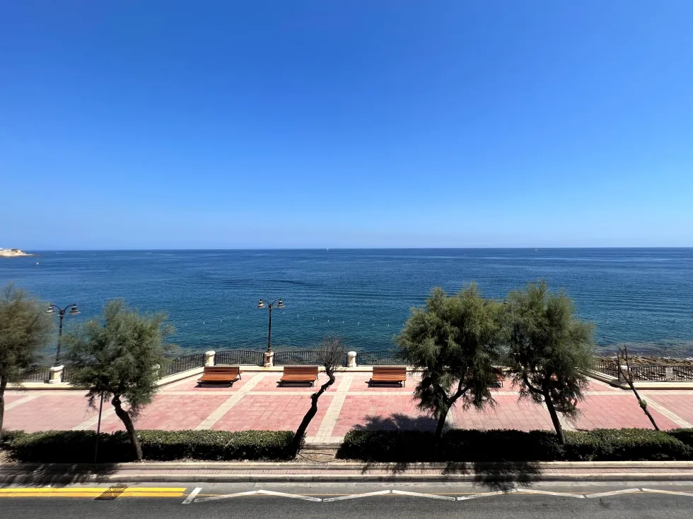 3 bed Apartment For Rent in Sliema, Sliema - thumb 1