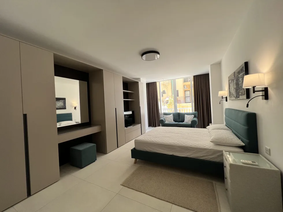 3 bed Apartment For Rent in Sliema, Sliema - thumb 12