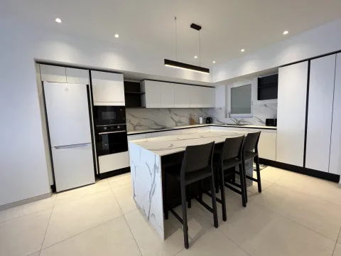 3 bed Apartment For Rent in Sliema, Sliema - thumb 4