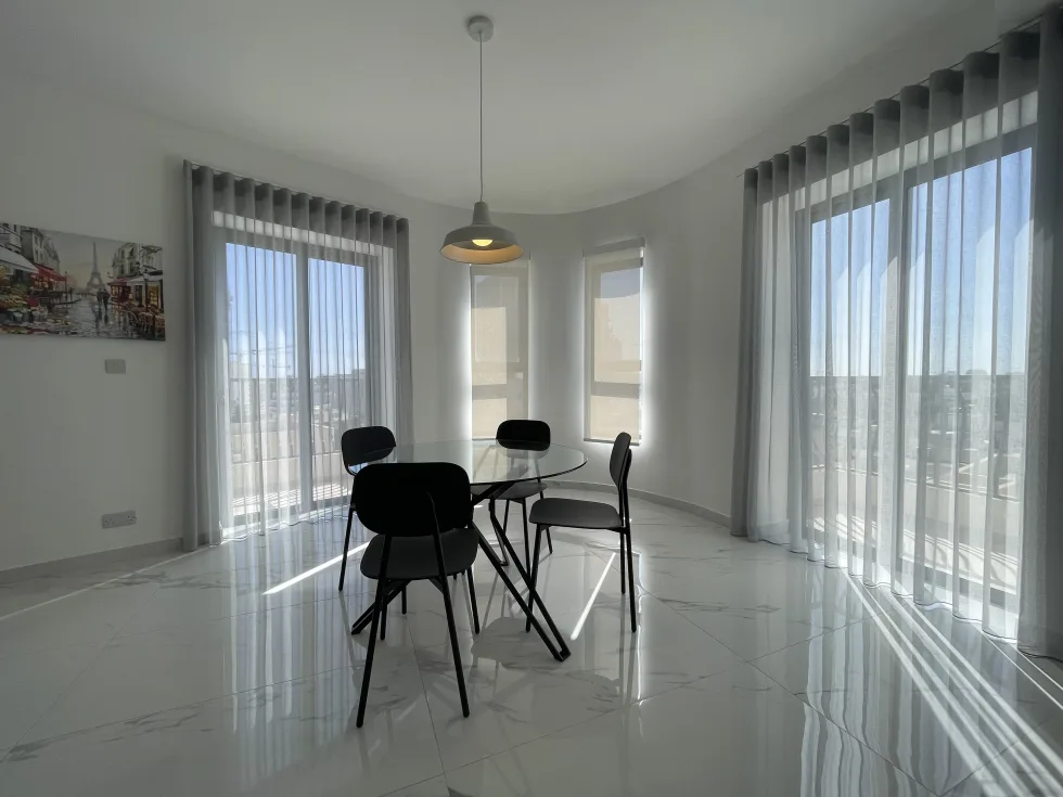 2 bed Apartment For Rent in Swieqi, Swieqi - thumb 2