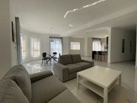 2 bed Apartment For Rent in Swieqi, Swieqi - thumb 3