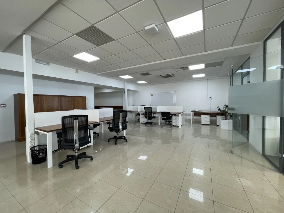 0 bed Office For Rent in Sliema, Sliema - thumb 3