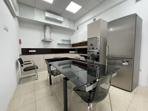 0 bed Office For Rent in Sliema, Sliema - thumb 9