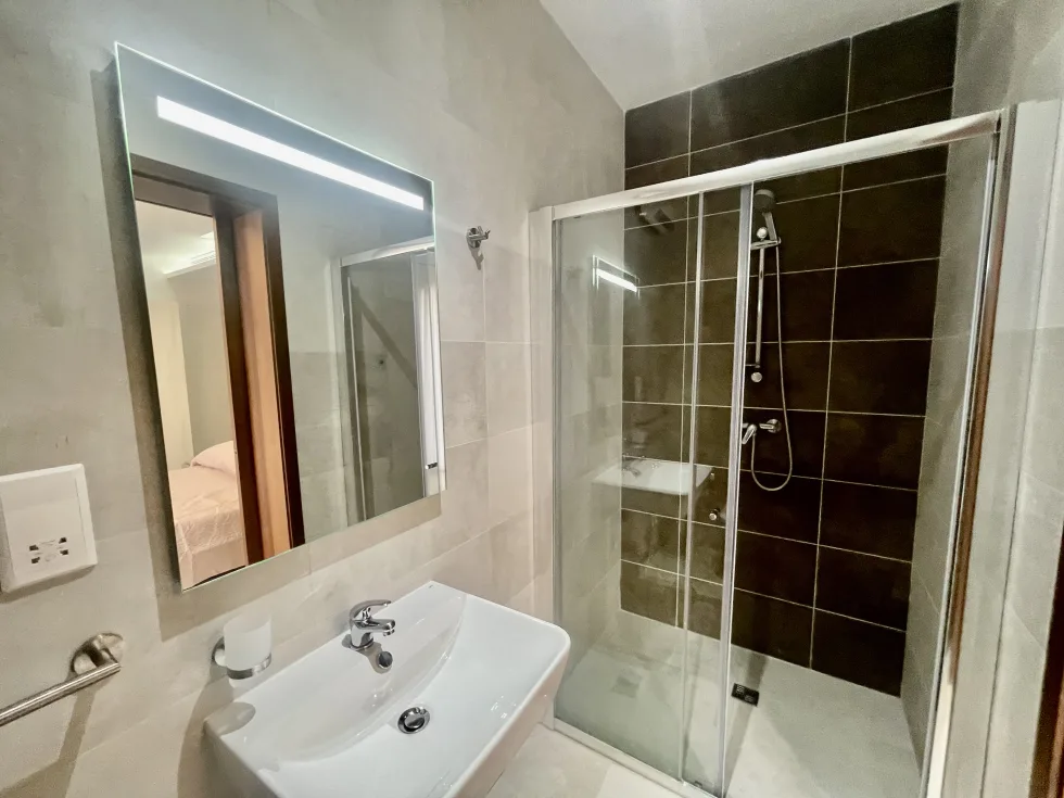 3 bed Apartment For Rent in Sliema, Sliema - thumb 10