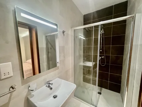 3 bed Apartment For Rent in Sliema, Sliema - thumb 10