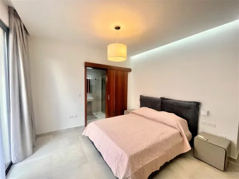 3 bed Apartment For Rent in Sliema, Sliema - thumb 9