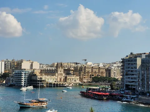 2 bed Apartment For Rent in St Julian's, St Julian's - thumb 14