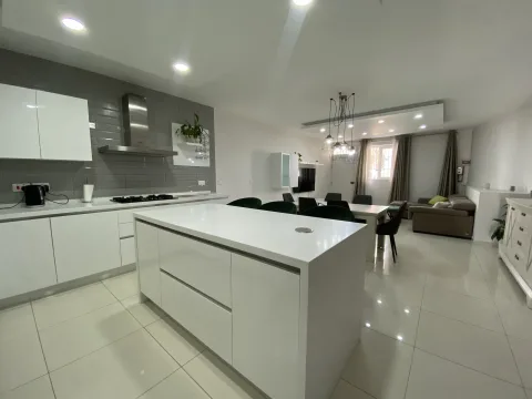 3 bed Maisonette For Rent in Swieqi, Swieqi - thumb 4