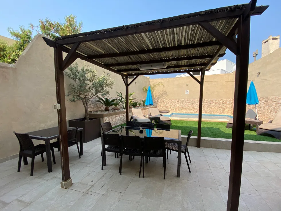 5 bed Villa For Rent in Rabat, Rabat - thumb 1