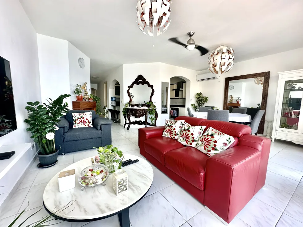 3 bed Apartment For Rent in Sliema, Sliema - thumb 2