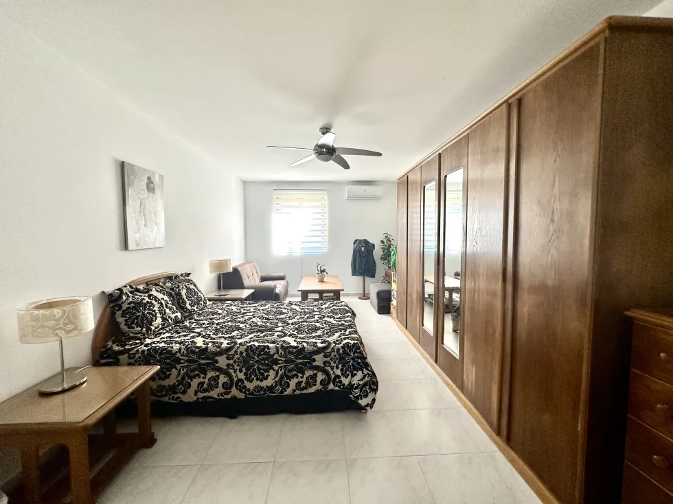 3 bed Apartment For Rent in Sliema, Sliema - thumb 8