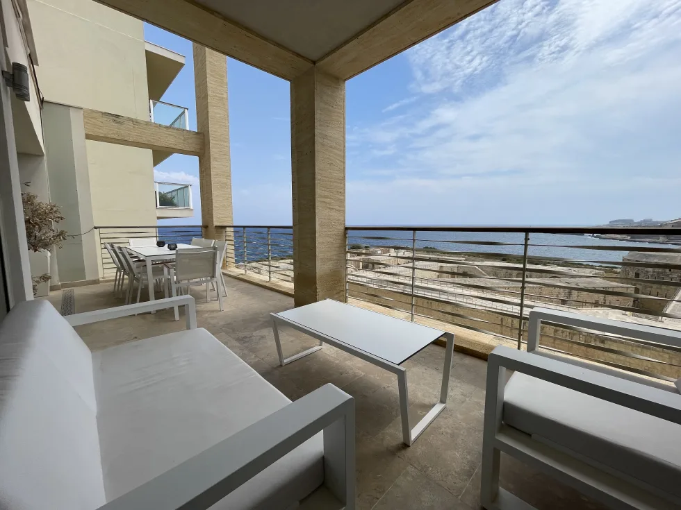 3 bed Penthouse For Rent in Sliema, Sliema - thumb 2