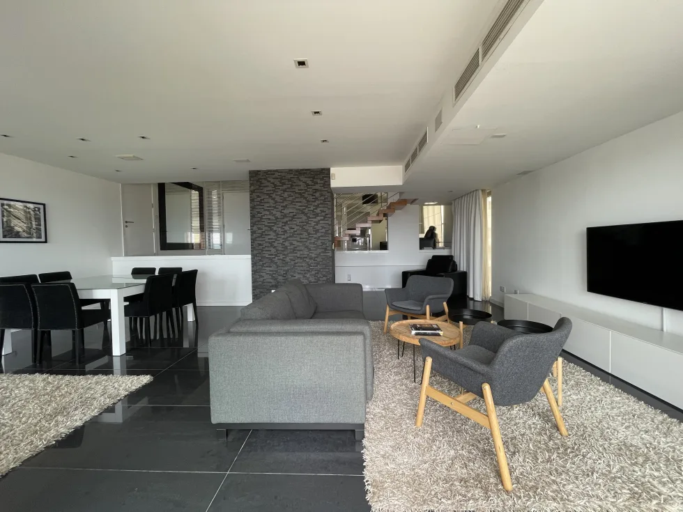 3 bed Penthouse For Rent in Sliema, Sliema - thumb 5