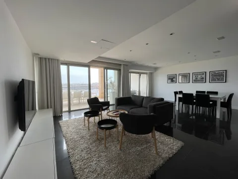 3 bed Penthouse For Rent in Sliema, Sliema - thumb 7