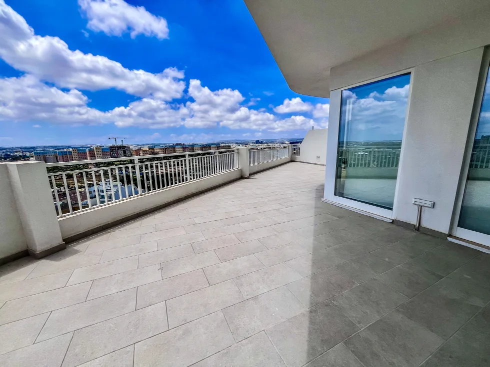 2 bed Penthouse For Rent in San Gwann, San Gwann - thumb 16