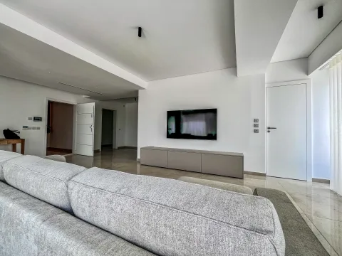 2 bed Penthouse For Rent in San Gwann, San Gwann - thumb 4