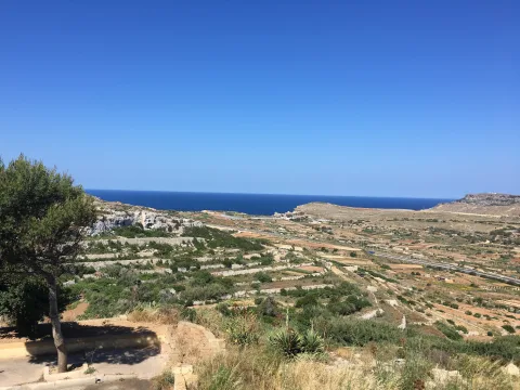 3 bed Apartment For Rent in Mellieha, Mellieha - thumb 2