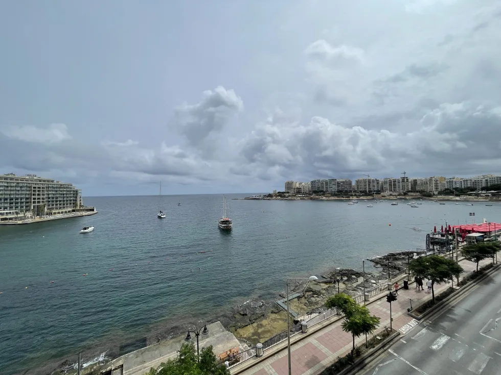 3 bed Apartment For Rent in St Julian's, St Julian's - thumb 1