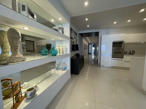 3 bed Apartment For Rent in St Julian's, St Julian's - thumb 4