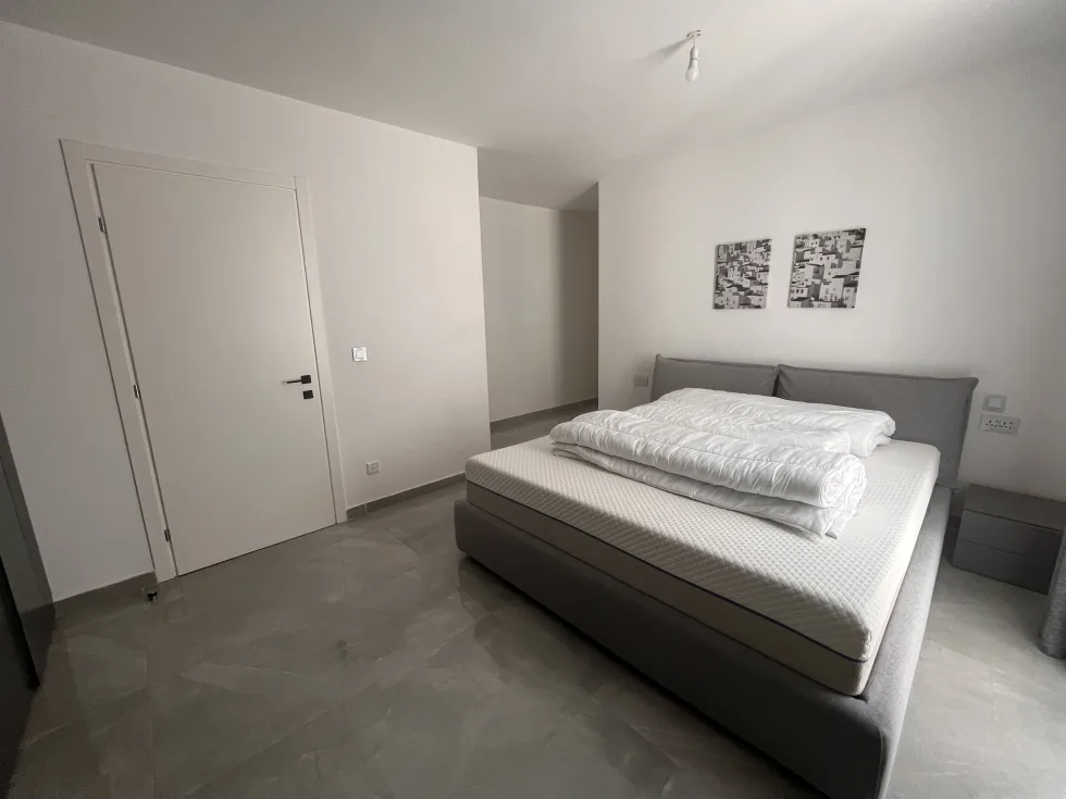 3 bed Penthouse For Rent in St Julian's, St Julian's - thumb 12