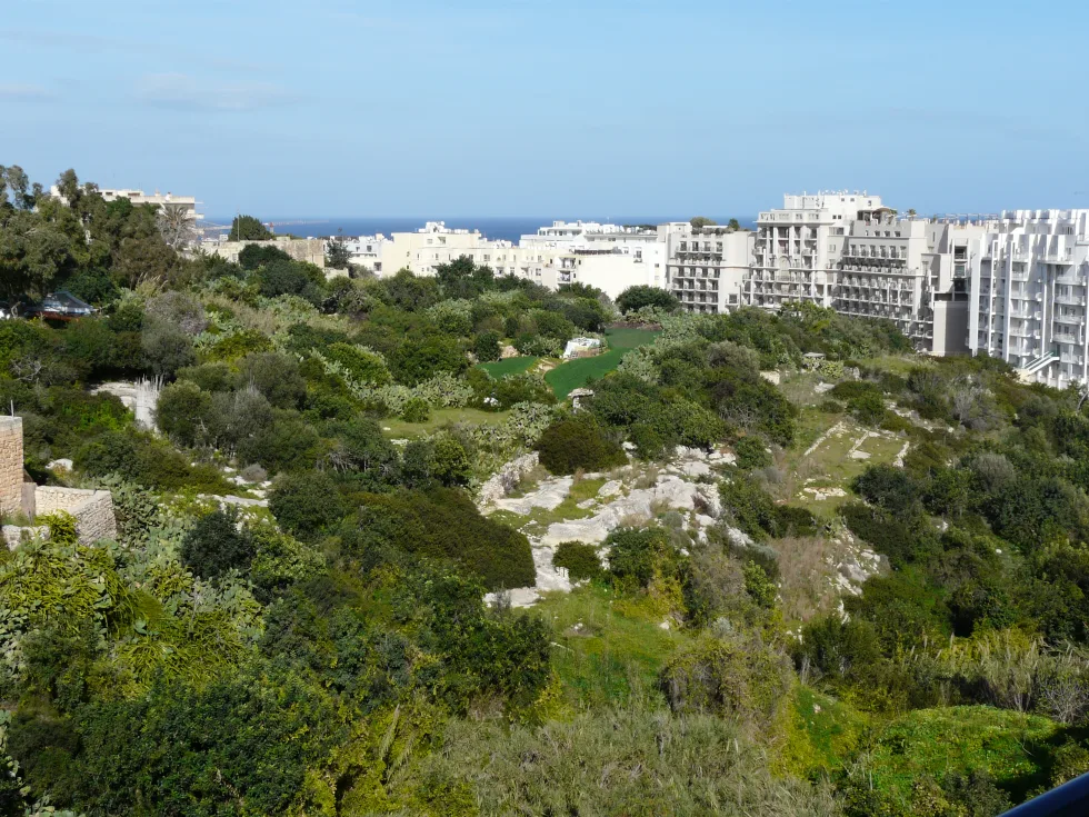 2 bed Penthouse For Rent in St Julian's, St Julian's - thumb 2