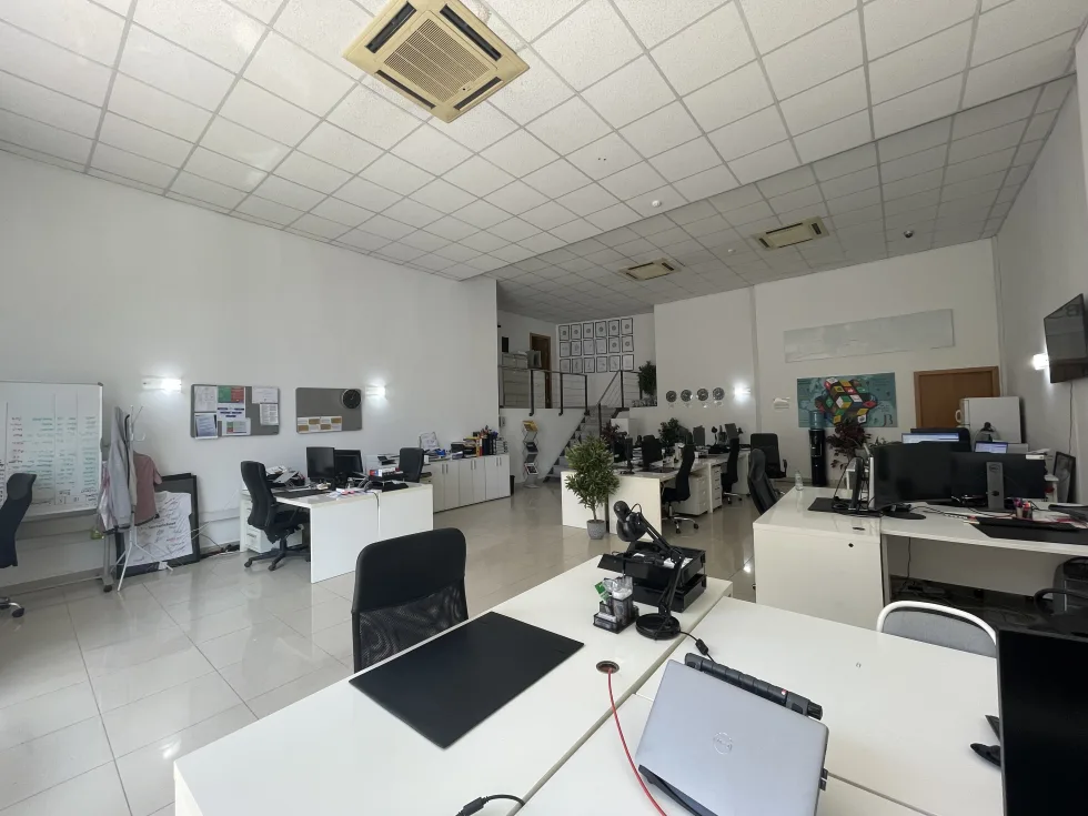0 bed Office For Rent in Sliema, Sliema - thumb 1
