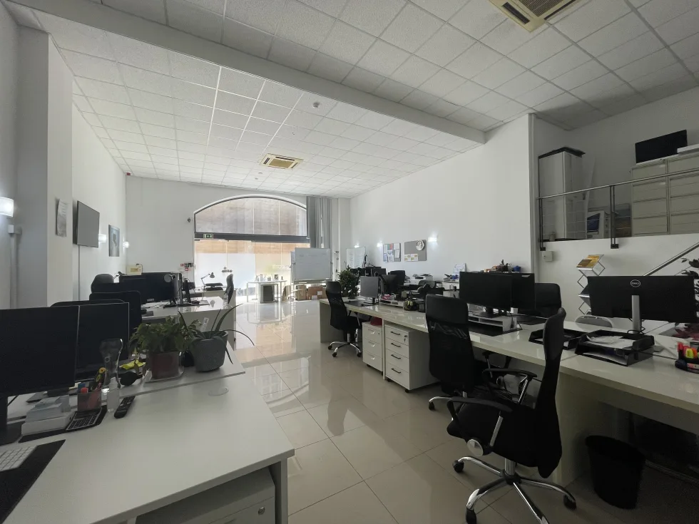 0 bed Office For Rent in Sliema, Sliema - thumb 4