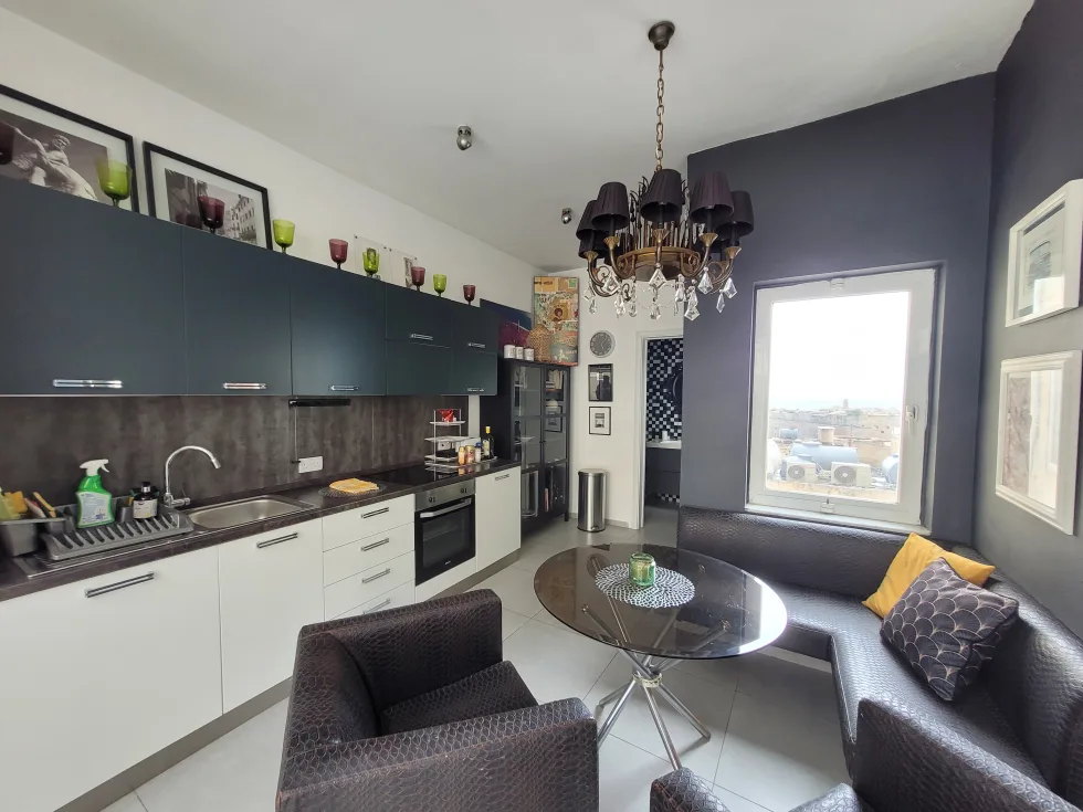 1 bed Penthouse For Rent in Valletta, Valletta - thumb 6