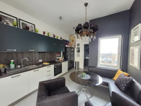 1 bed Penthouse For Rent in Valletta, Valletta - thumb 6