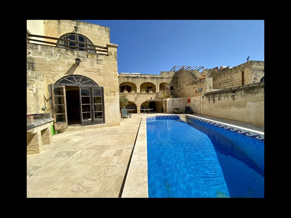 7 bed Farmhouse For Sale in Ghasri, Gozo, Ghasri, Gozo - thumb 2