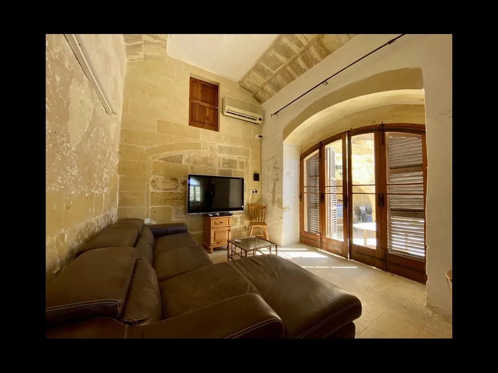 7 bed Farmhouse For Sale in Ghasri, Gozo, Ghasri, Gozo - thumb 7