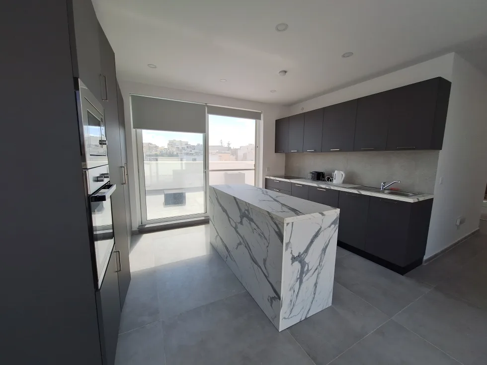 2 bed Penthouse For Rent in St Julian's, St Julian's - thumb 9