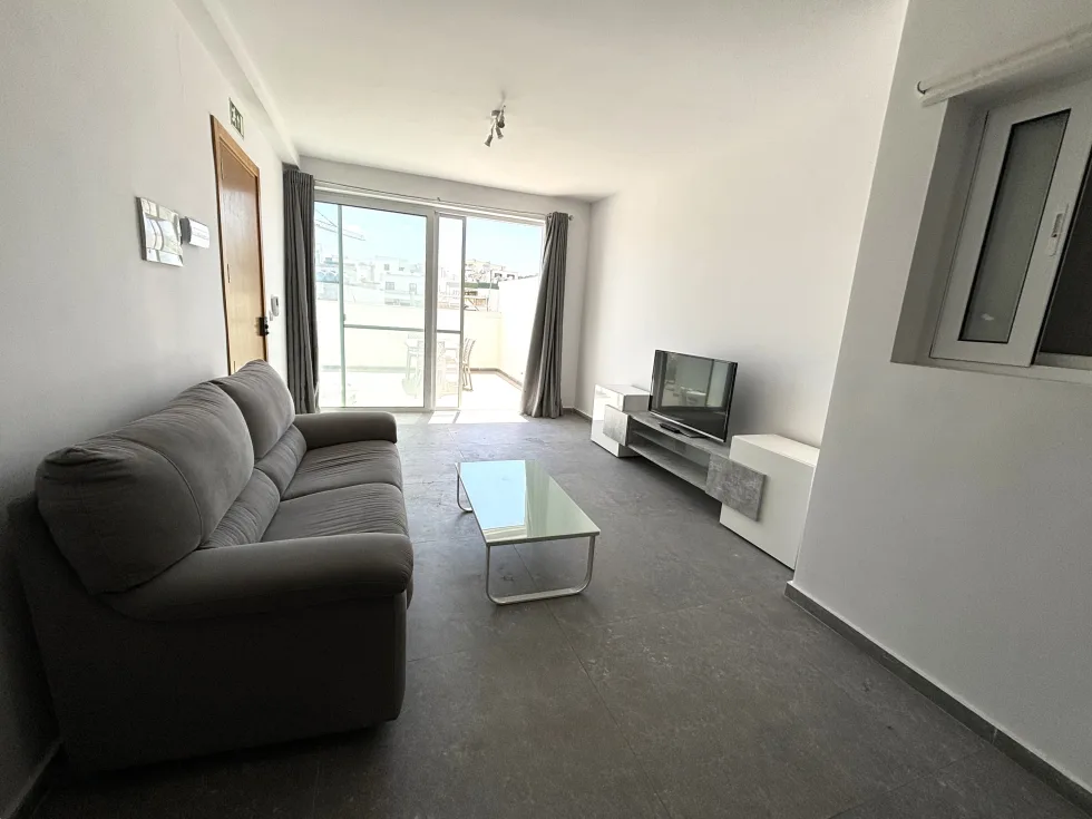 2 bed Apartment For Rent in St Julian's, St Julian's - thumb 5