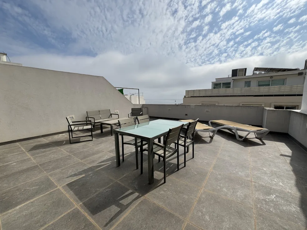 1 bed Penthouse For Rent in St Julian's, St Julian's - thumb 1