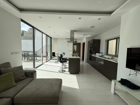 1 bed Penthouse For Rent in St Julian's, St Julian's - thumb 8