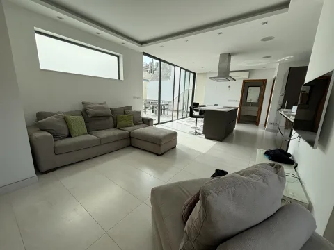 1 bed Penthouse For Rent in St Julian's, St Julian's - thumb 9