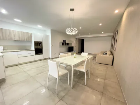 3 bed Apartment For Rent in Balzan, Balzan - thumb 2