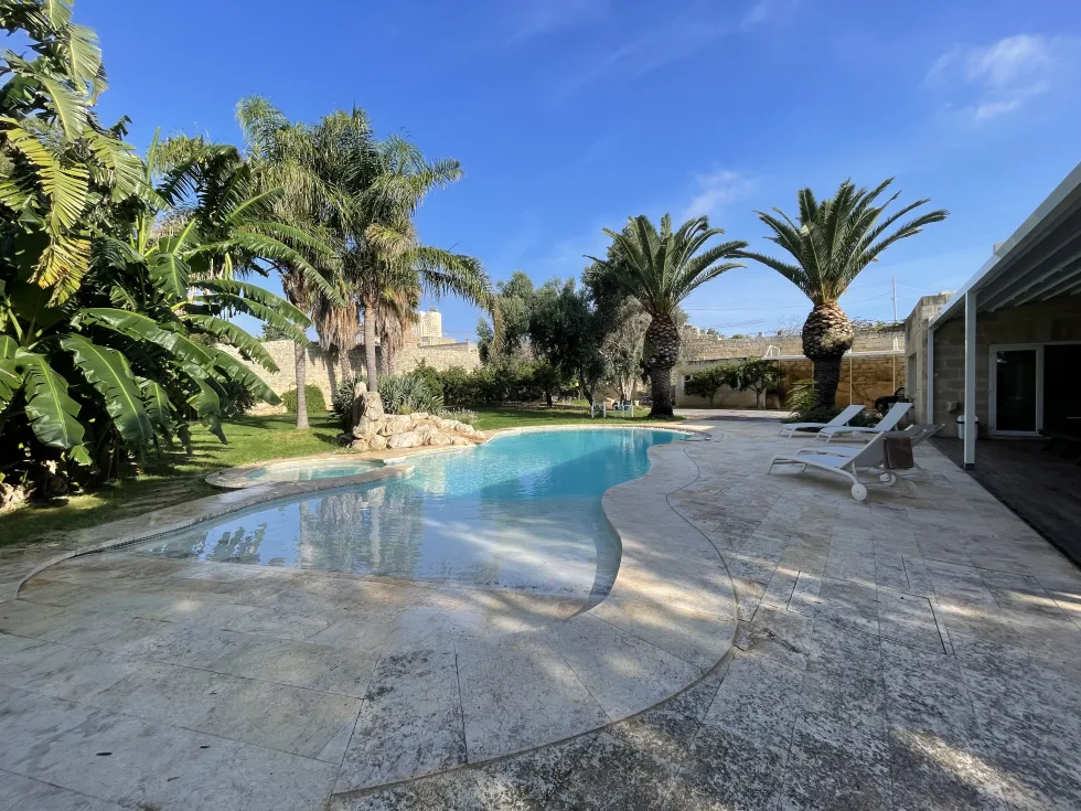 4 bed Villa For Rent in Iklin, Iklin - thumb 1