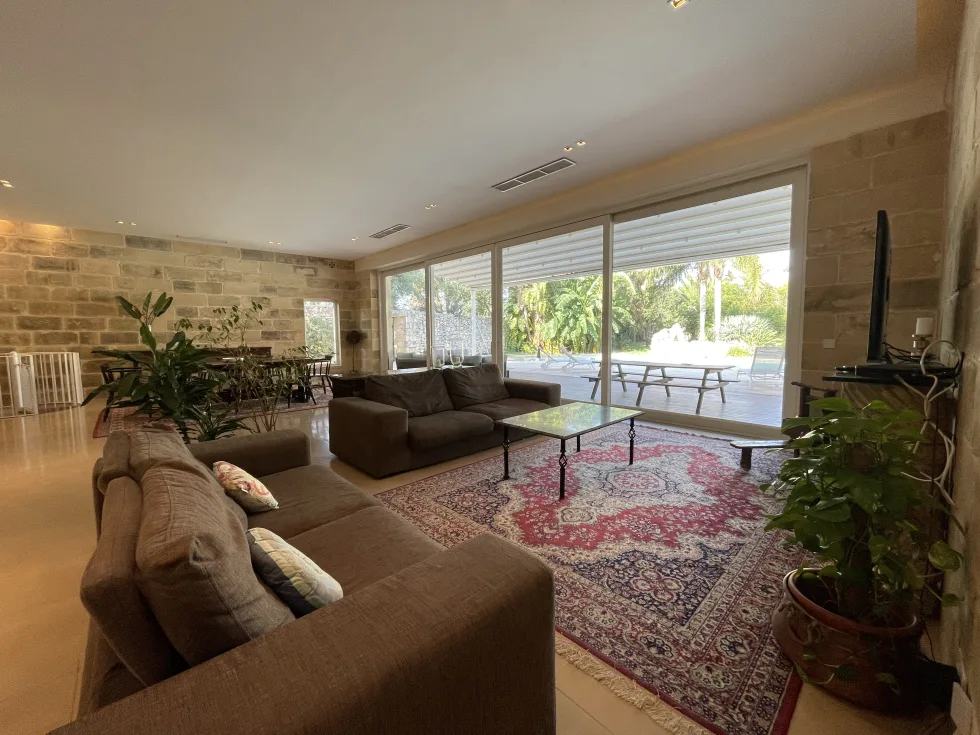 4 bed Villa For Rent in Iklin, Iklin - thumb 6