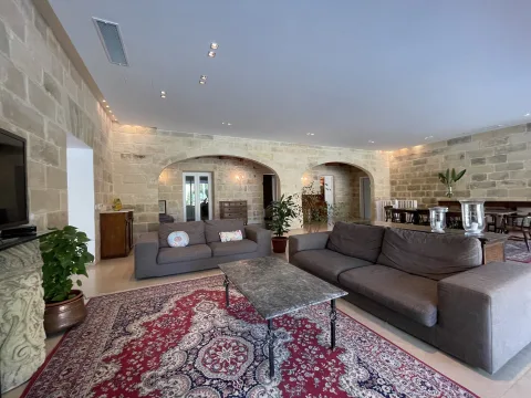 4 bed Villa For Rent in Iklin, Iklin - thumb 7