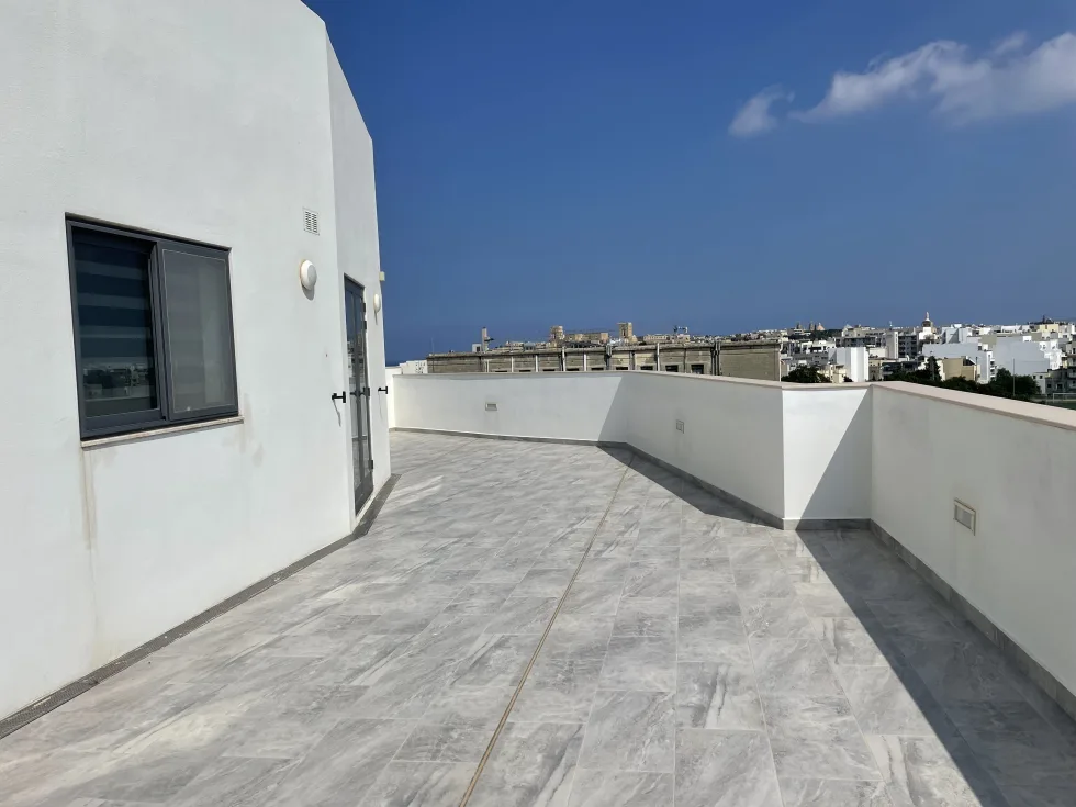 1 bed Penthouse For Rent in Msida, Msida - thumb 7